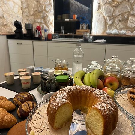 Pietrasanta Ai Teatri Bed & Breakfast エクステリア 写真